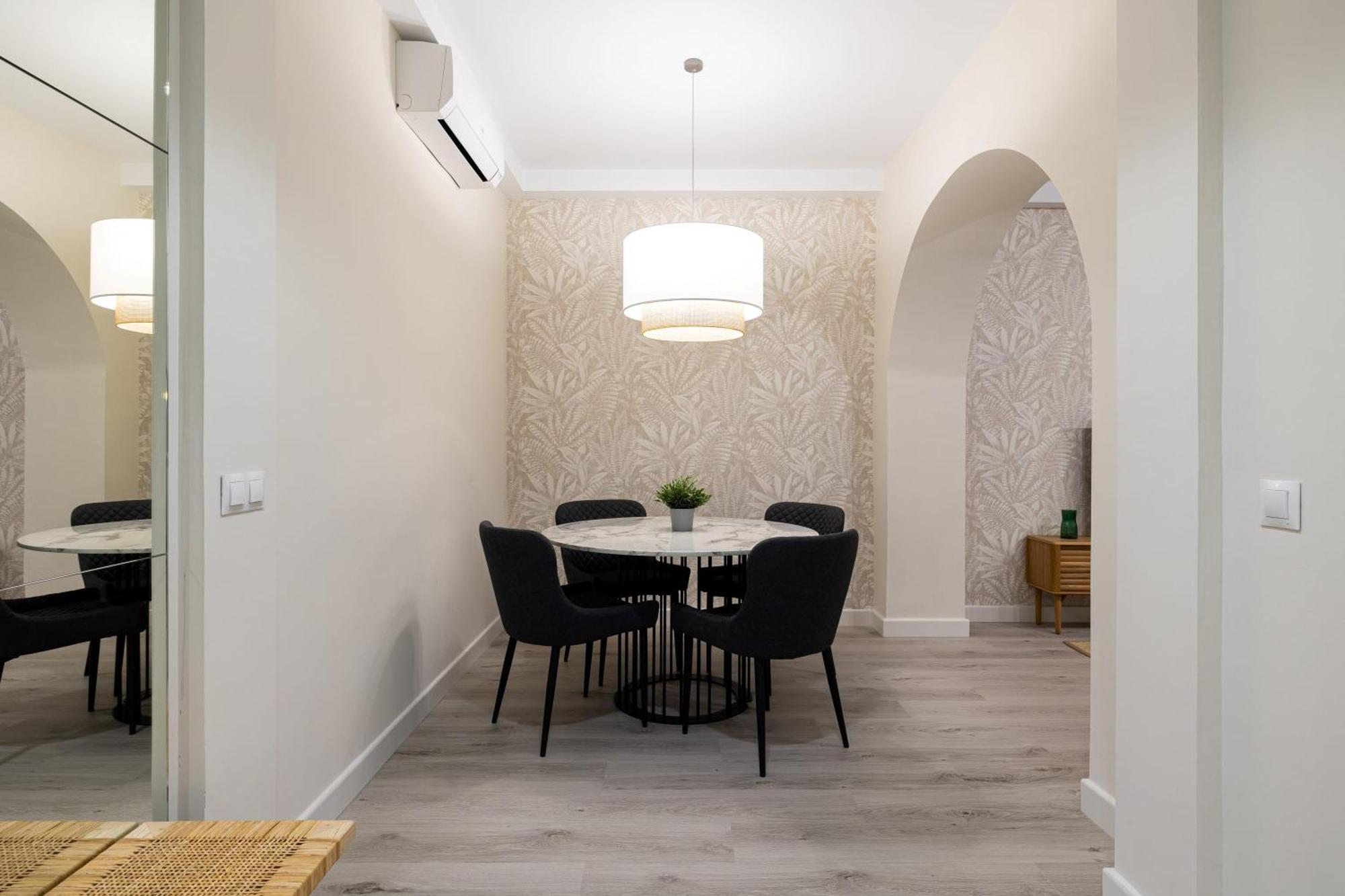 Cozy Apartment In The Heart Of Málaga Esterno foto